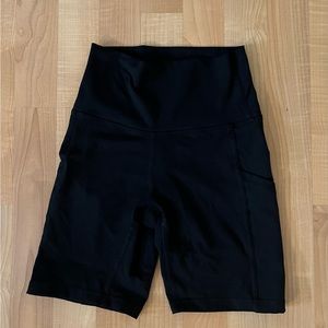 Biker shorts with pockets